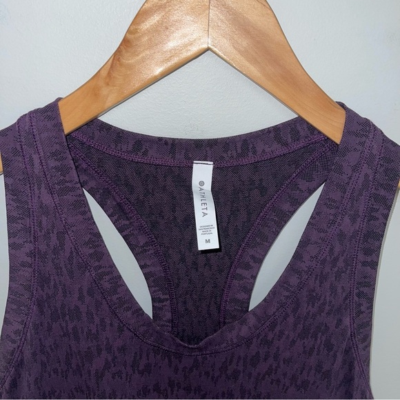 Athleta Tank Top Women’s Size Medium Dark Purple Camo‎ Momentum Seamless Top - Picture 11 of 12